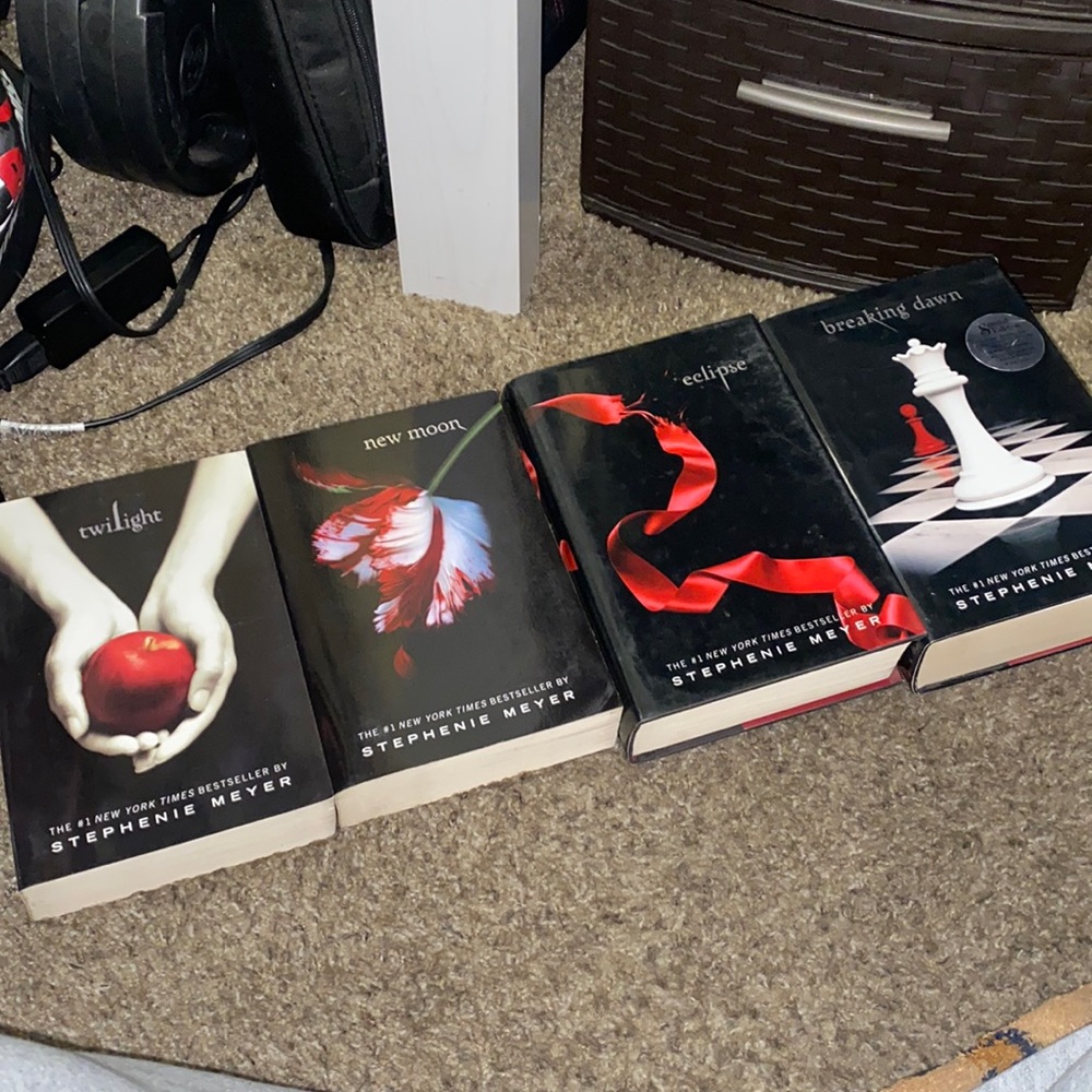 Twilight Saga Books